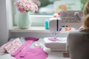 How to Sew with a Sewing Machine
